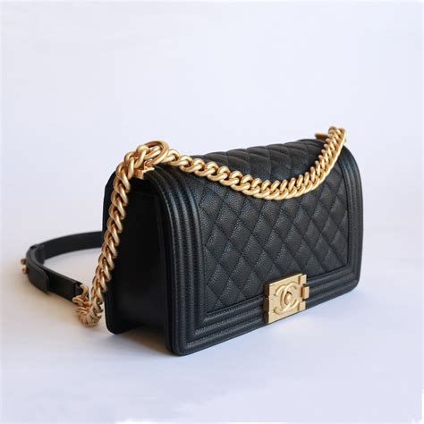 chanel boy bag caviar leather